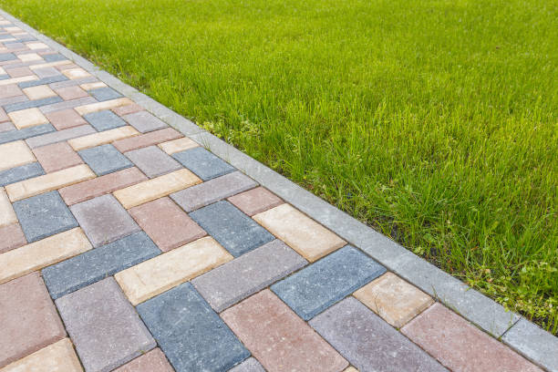 Best Professional Driveway Pavers  in Manteno, IL